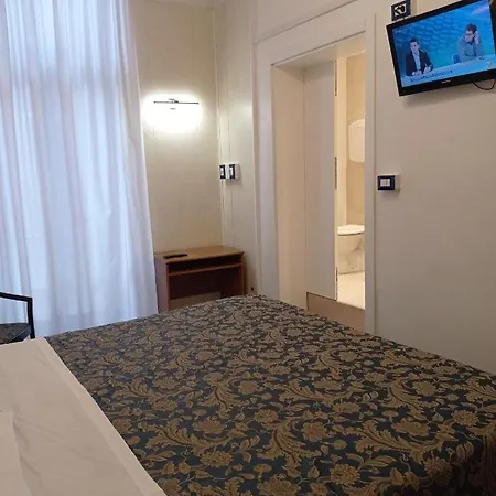 Hotel Caneva-3
